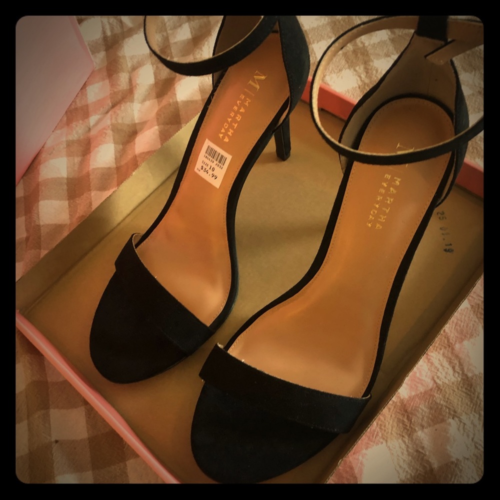 dressy heels 9.5 or 11 - Picture 1 of 6